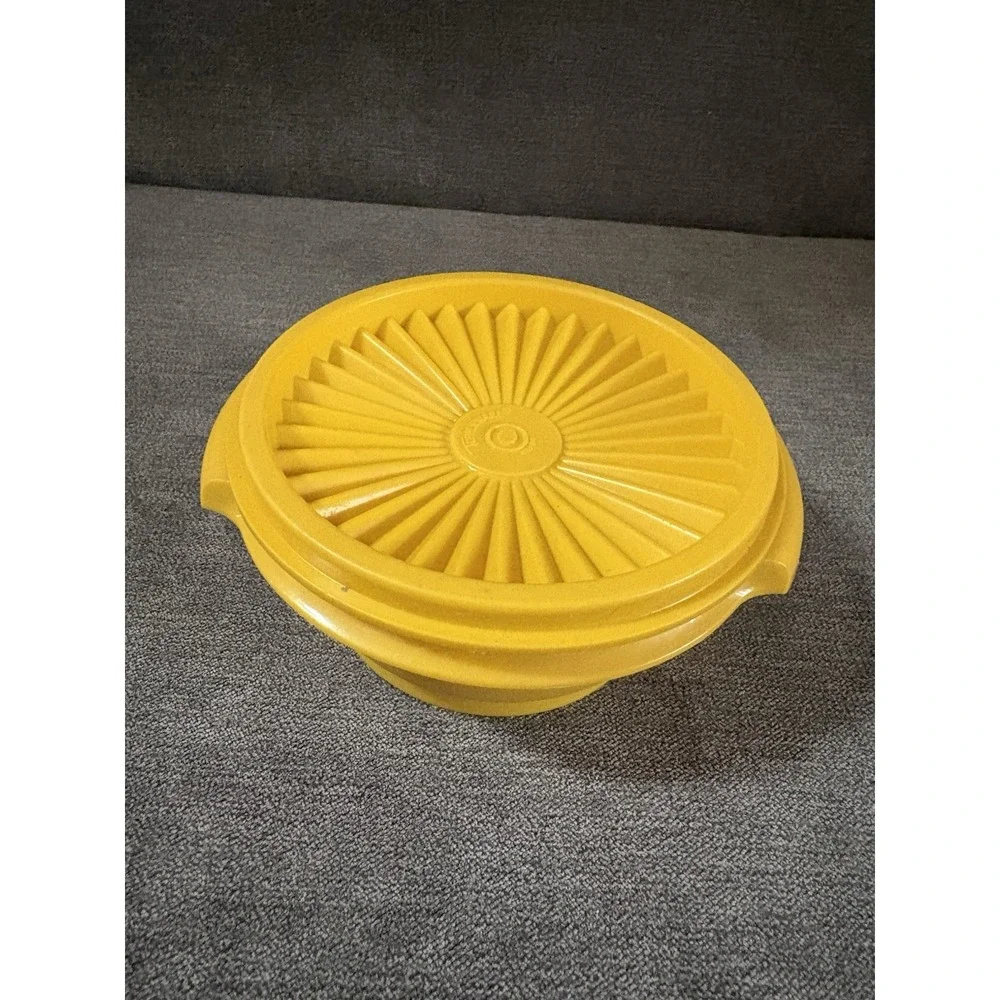 Tupperware Servalier 1323 Snack Sugar Bowl 10 Oz‎ Harvest Gold Starburst Lids